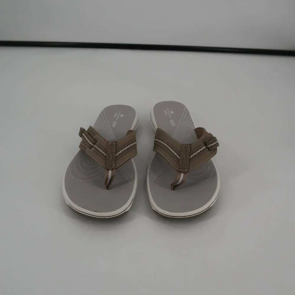 Cloud Steppers by Clarks Flip Flops Size 10 New without tags - Picture 4 of 9